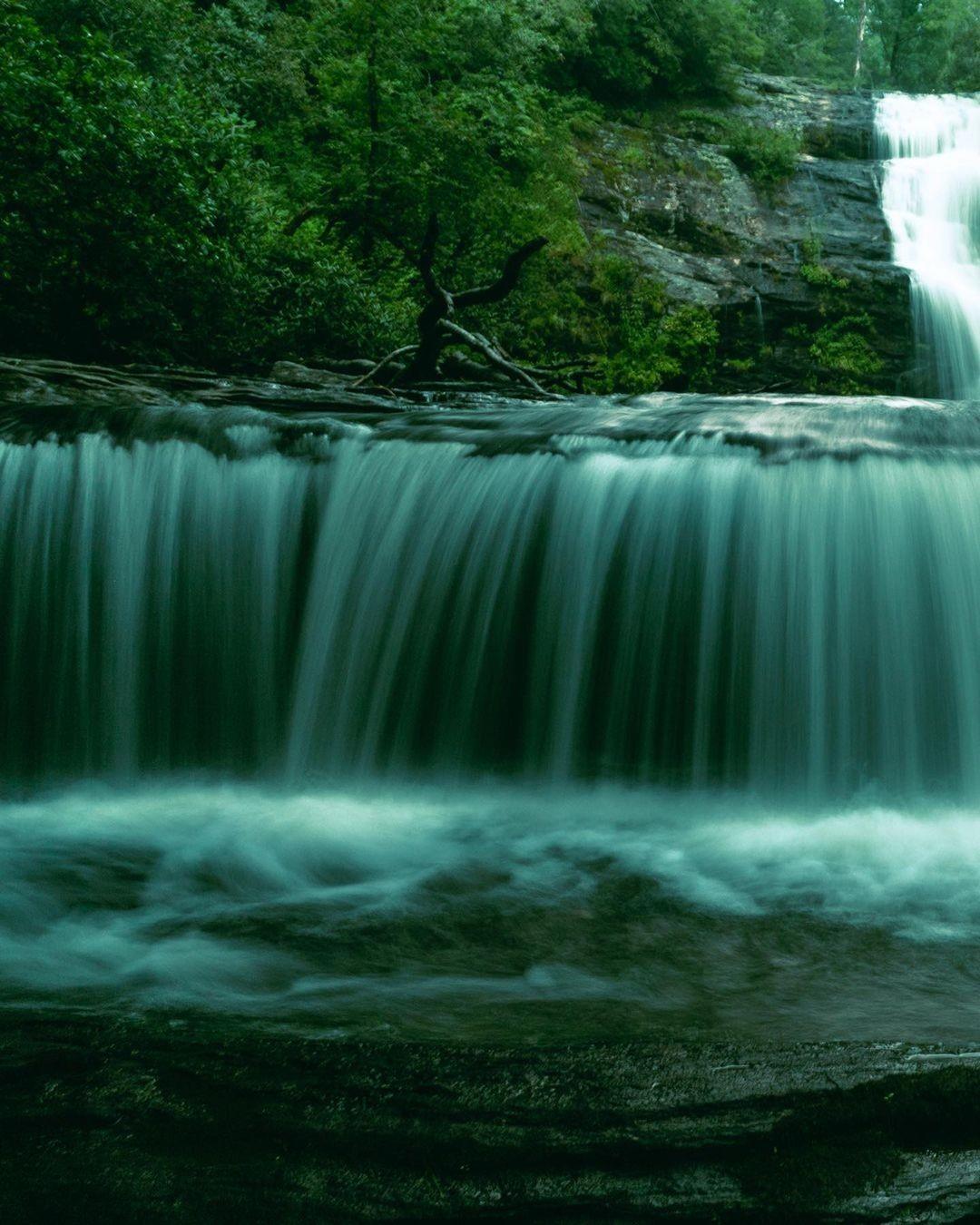 Some #Waterfall Friday magic ✨

📸: @gabehudlow
.
.
#VisitHighlandsNC #HeightOfHappiness #NorthCarolina #instagood #HighlandsNC #NCMountains #northcarolina #visitnc #discoverthecarolinas
