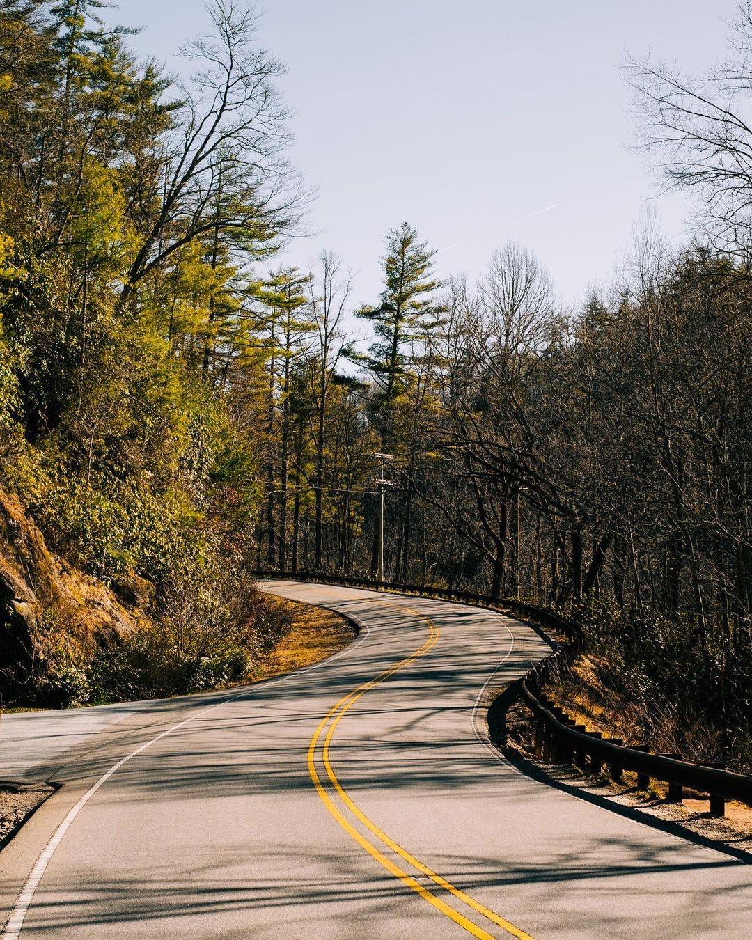 Finish the lyrics: 🎵Country roads, take me home...

📸: @brettcdalton
.
.
#VisitHighlandsNC #HeightOfHappiness #NorthCarolina #instagood #HighlandsNC #NCMountains #northcarolina #visitnc #discoverthecarolinas