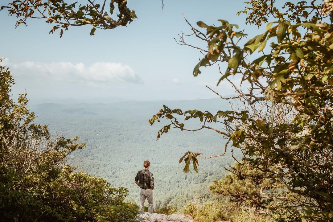 You'll always feel on top of the world in #HighlandsNC 🏞
