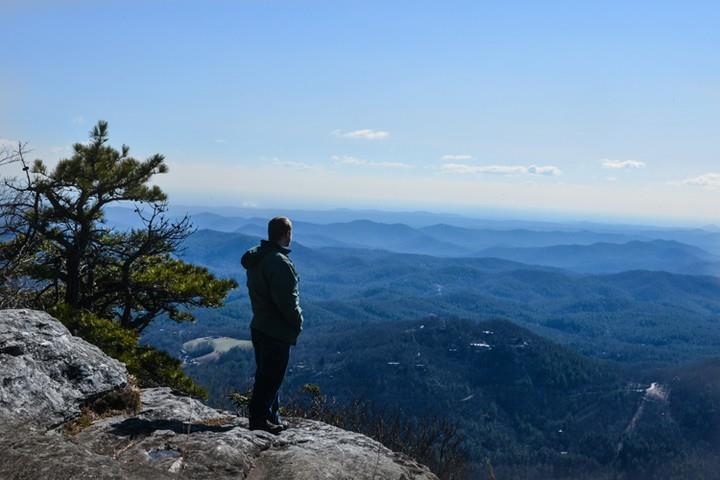 How are you spending your Saturday at the #heightofhappiness?

#visithighlandsnc #heightofhappiness #highlandsnc #visitnc #828isgreat #optoutside #yearofthetrail #mountaintown #westernnorthcarolina