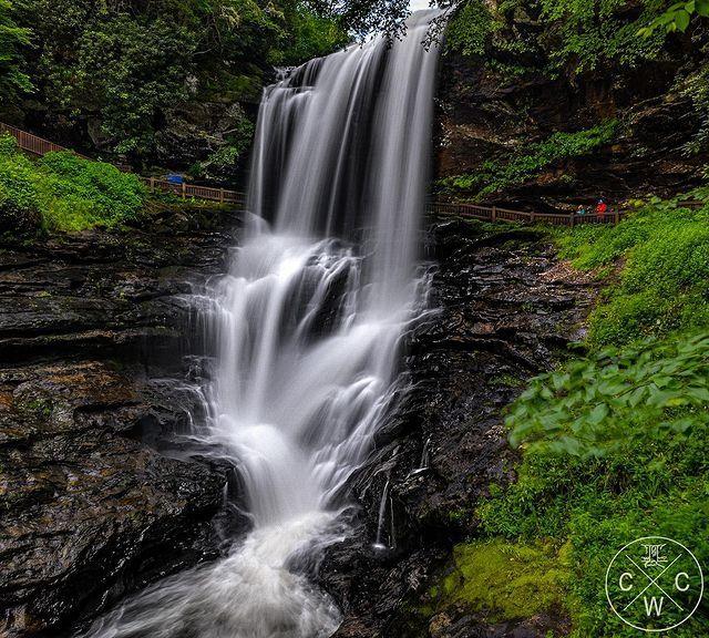 Perspective is everything! Can you guess which #HighlandsNC waterfall this is?

#HeightofHappiness #VisitHighlandsNC #HighlandsWaterfalls 

📷 : @carolinaswaterfallchaser