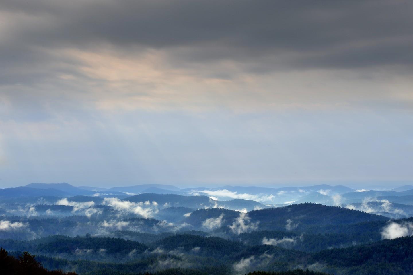 Happy #EarthDay 🌎 We are so lucky we get to celebrate this day at the #heightofhappiness
Are you celebrating #EarthDay in Highlands, NC?