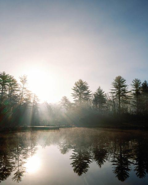 Come calm your soul. 🌄

#highlandsnc #visithighlandsnc #heightofhappiness

📷: @lancenicoll via @amandamarieandco & @emergence_events
