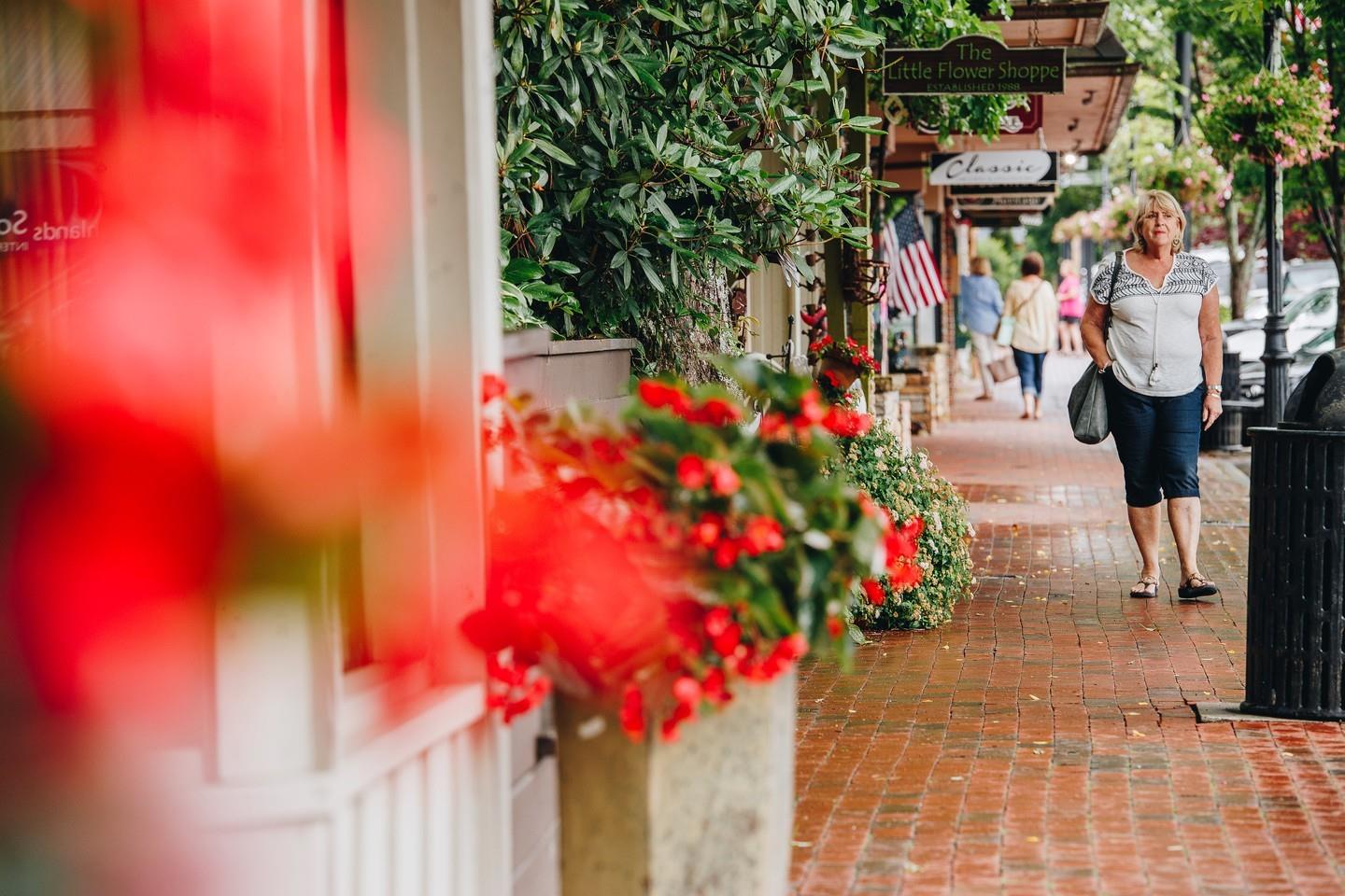 Happy Fourth of July from #HighlandsNC! We hope you're celebrating and staying cool today 🇺🇸