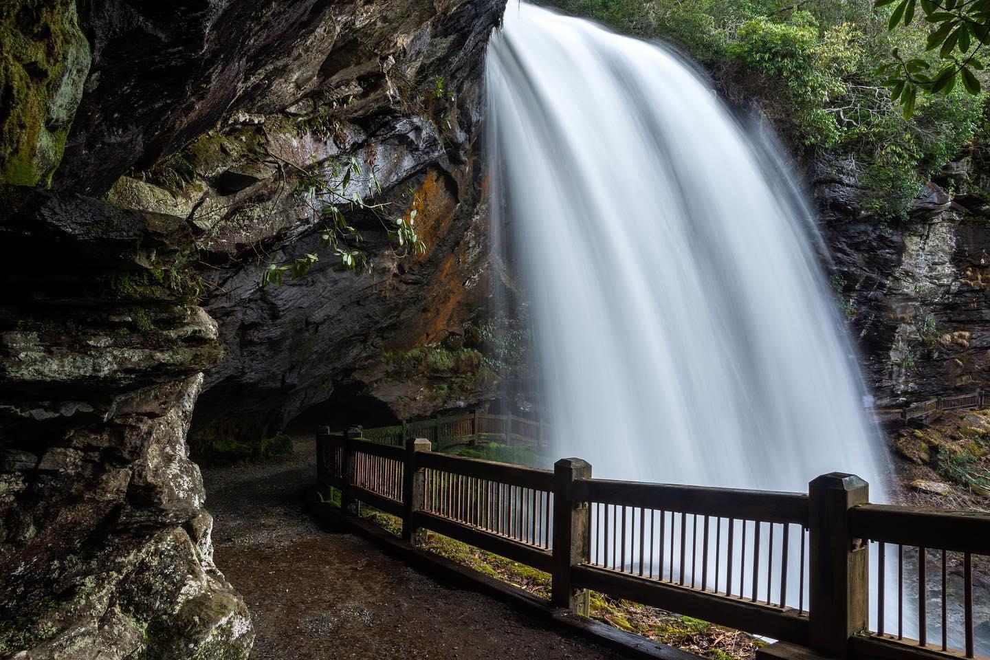 The beauty of nature on full display at Dry Falls
Captured by @jtm71

🌲 Tag us in your #highlandsnc pics