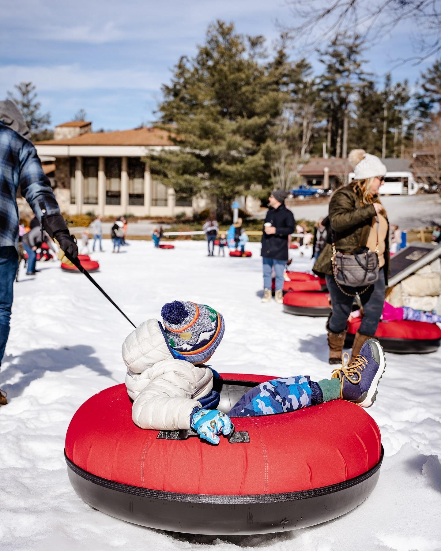 Snow Fest @ 4118 is right around the corner and we have some exciting new additions coming this year! ☃️

❄️On Saturday there will be a DJ all day, snow tubing, merry go round, snowball toss, hot cider, s’mores, and something new and exciting… four magical igloos for when you need a little break from the cold. 

❄️Sunday, the fun will continue with a DJ all day, snow tubing, merry go round, snowball toss, hot chocolate, the magical igloos, snow-ga, and live ice sculpture carving! 

See you there!

#visithighlandsnc #heightofhappiness #highlandsnc #snowfest