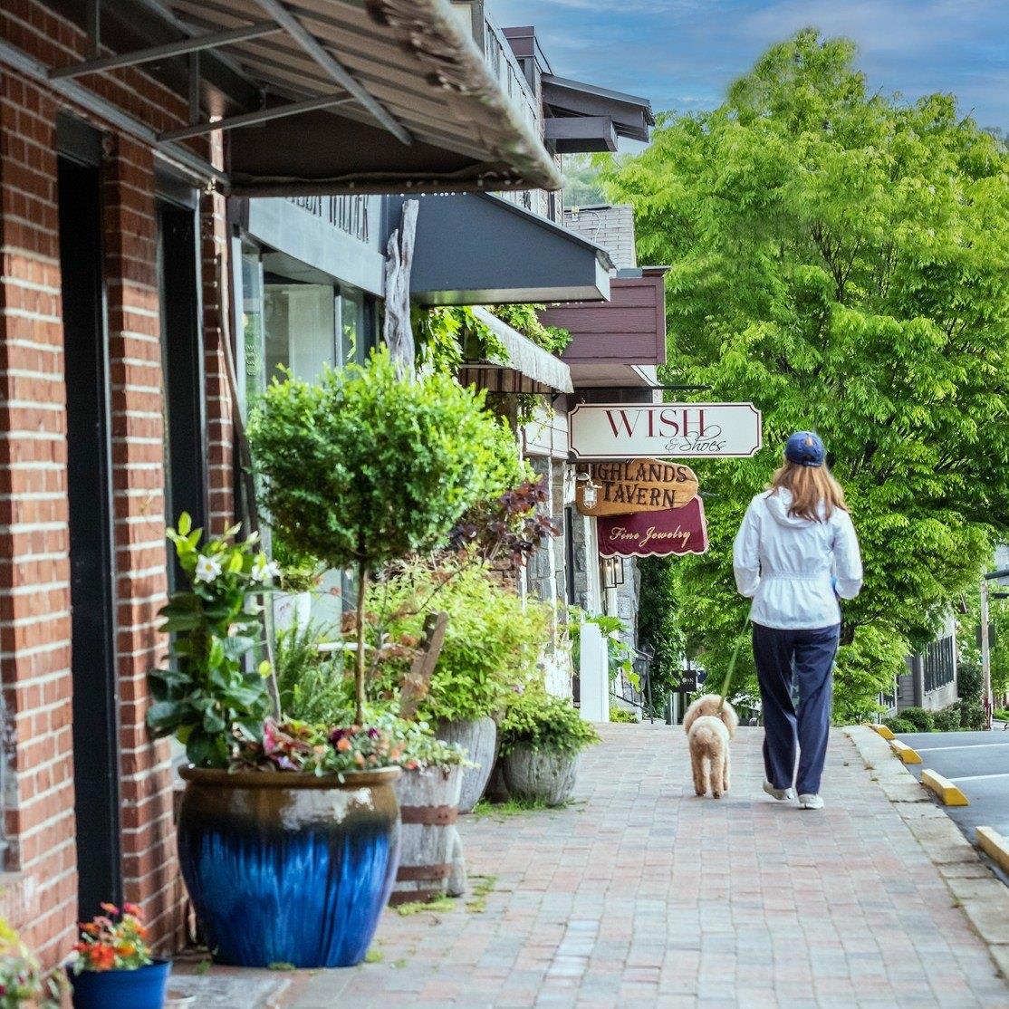 Come be part of the spring-cleaning effort in Highlands! On Saturday, April 13, the annual Plateau Pick Up will take place to clean up litter in town and along the roads. 

Saturday, April 13 | 8:30 a.m. - 12 p.m. | Kelsey-Hutchinson Founders Park 

Participants will enjoy complimentary light breakfast and receive a free t-shirt. To register, email events@highlandschamber.org or call the Chamber of Commerce at 828-526-2112.