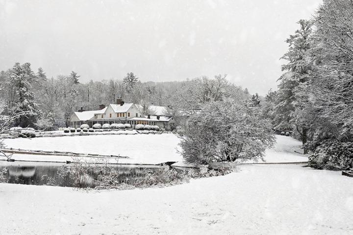 Town and Country Magazine names Highlands as one of their Best Places To Go In February - with a special shout out to Half-Mile Farm. #weagree
Read full list at https://loom.ly/ktLj13A

 #visithighlandsnc #heightofhappiness #highlandsnc #828isgreat #highlands #bestplaces #townandcountry #halfmilefarm