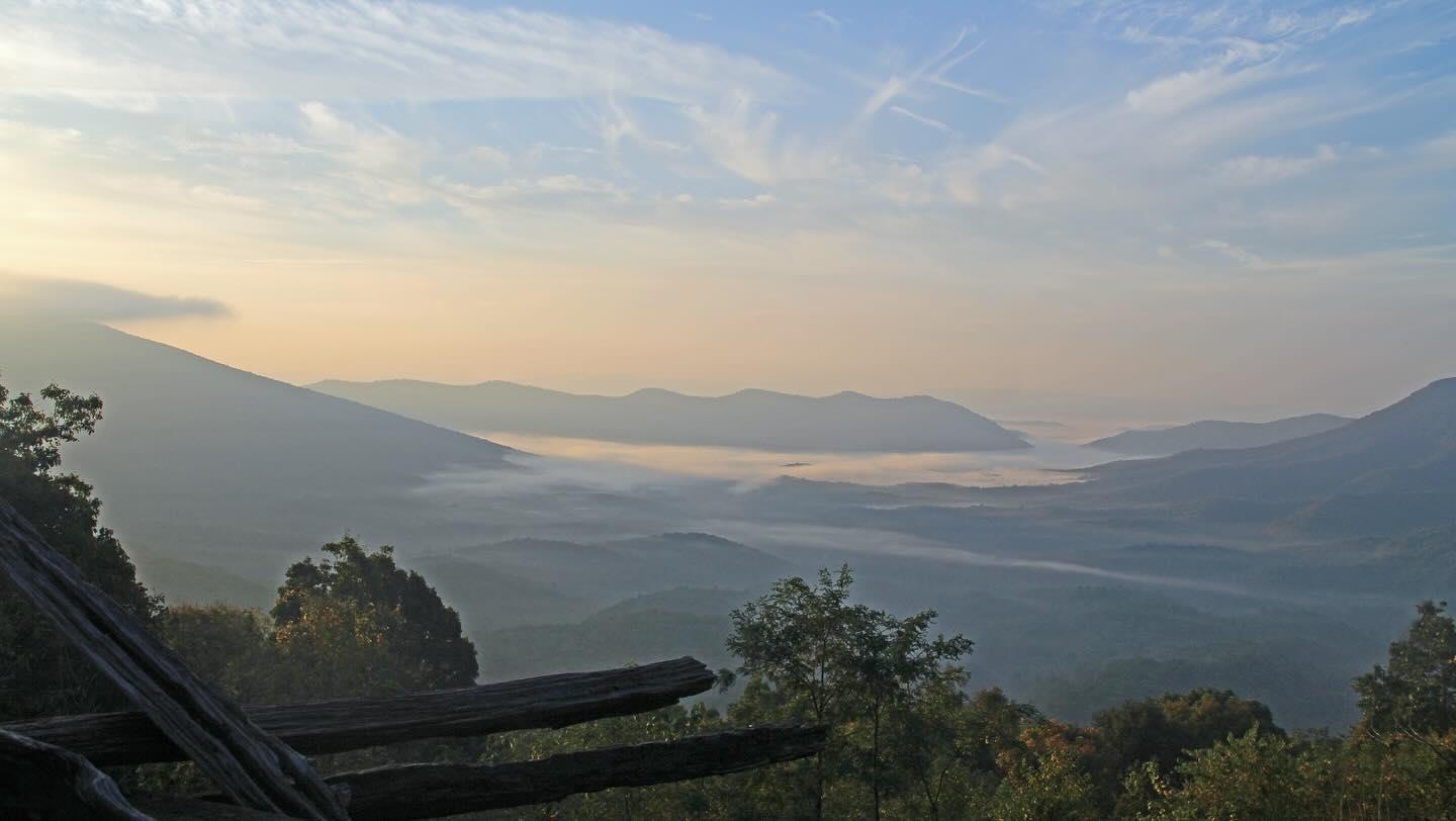 “The Earth is what we all have in common.” -Wendell Berry 🌎🌲🌳🌿💚💙 Happy Earth Day!