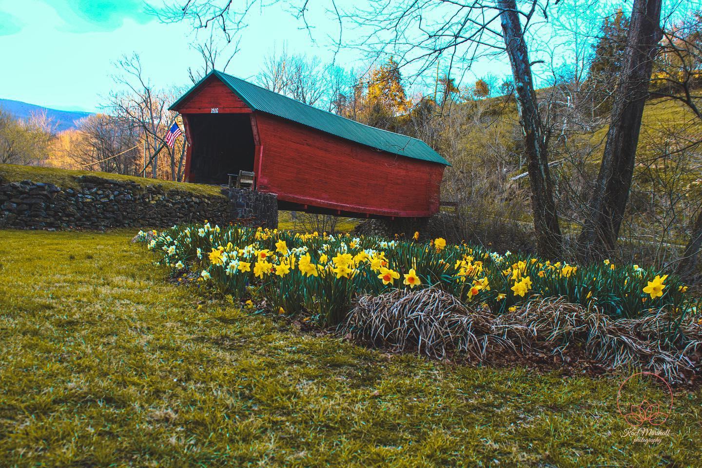 #explorevirginia #wanderlust #canonphotography #kacimarshallphotography #takenothingbutpictures #naturephotography #southwestvirginia #neverstopexploring #virginiaisforlovers #newriver #visitgilescounty #visitmontgomerycounty #visitpembroke #visitchristiansburg #visitblacksburg #virginiatech #visitpearisburg #spring #whitewater #sunsets #hills #farms #theroadlesstraveled #visitnrv