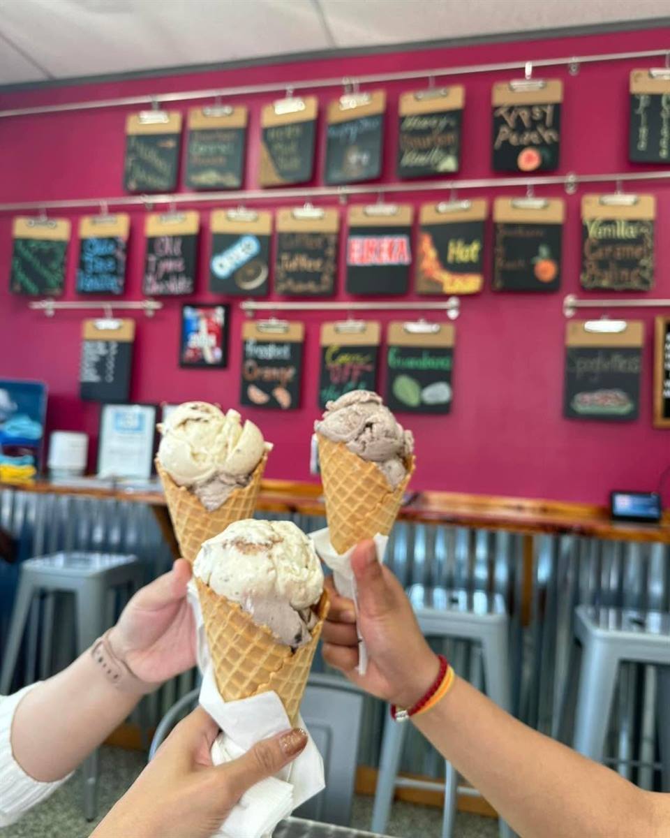 Fresh-churned, custom flavors and quality ingredients--it just doesn't get any cooler than Das Ice Cream Cafe, now available in two locations. 

@dasicecream 
@dasicecreambythebridge