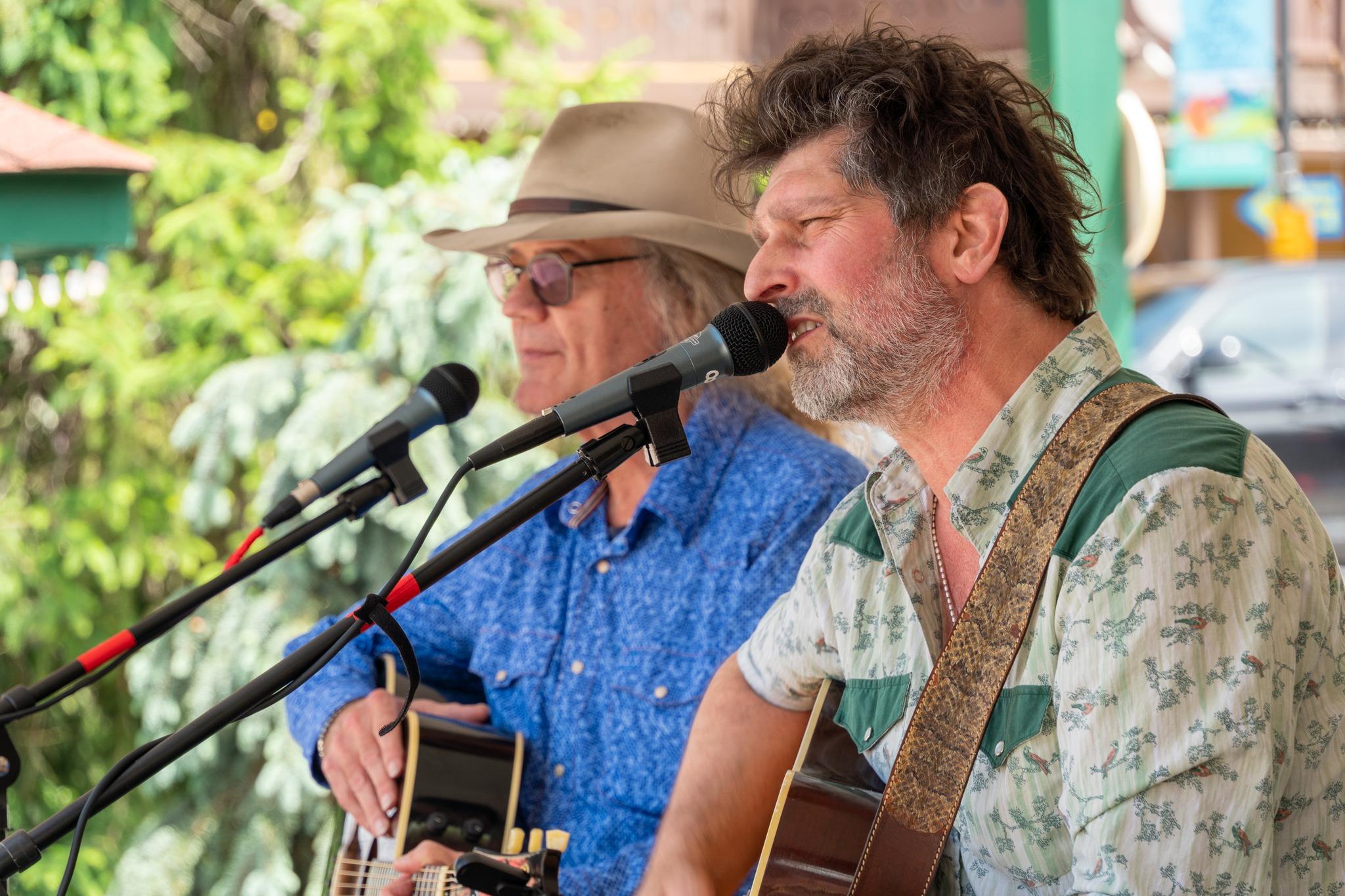Storytelling through song, don't miss the 8th Annual Alpine Helen Songwriters Festival, April 24-26th in #AlpineHelenGA. 

#alpinehelensongwritersfestival #songwriterfestival #northga #springfestival #musicfest #helenga