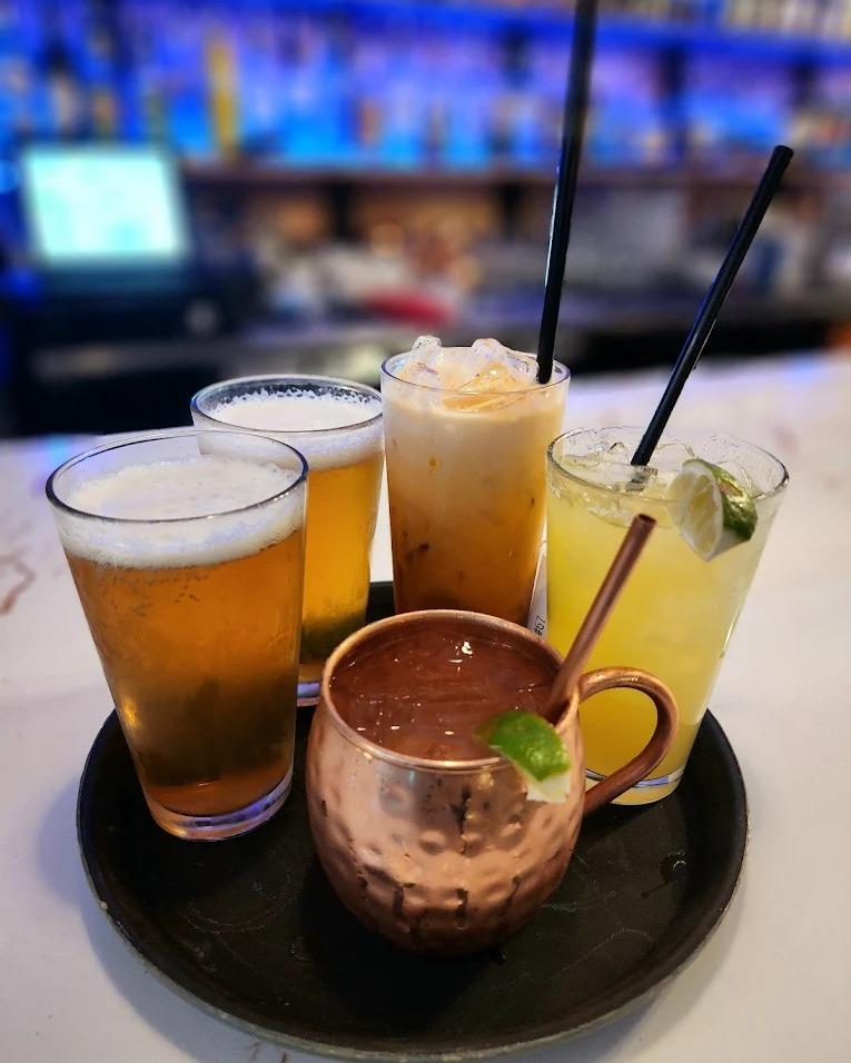 Don't forget to pack your stretchy pants as we feast before we fast during the annual Huttengauddi Pub Crawl & Scavenger Hunt THIS weekend (1/30 & 1/31) in #AlpineHelenGA. 

📍: @spice55_thai_and_sushi
📍: @cafeinternational_helen 
📍: Hofbräuhaus Restaurant & Pub 
📍: @bangkokhaus_helen_ga

#helenga #huttengauddipub #pubcrawl #fasching #mardigras