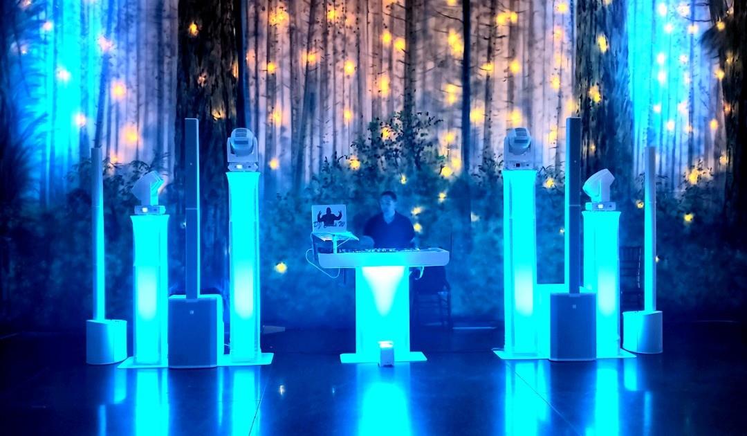 Look at how cool this DJ set up looked at a recent party here at Valor Hall!

#visitoakgroveky #oakgroveky #oakgrovetourism #fortcampbell #Kentucky #TravelKY #mykentucky #rossviewhighschool #rossviewhs #promseason2023