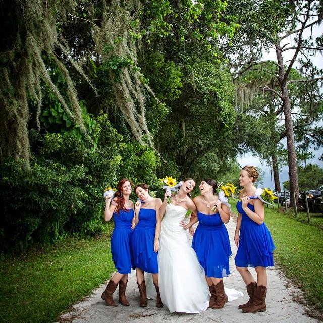 Your best girls will always have your back, especially on the biggest day of your life! #happilyeverafter #bridesmaids #wedding #bridalparty #flwedding #flweddings #nsb #nsbwedding #florida #floridawedding #floridaweddings #centralfloridawedding #centralfloridaweddings #lifestylephotography #lifestylephotographer #weddingphotography #weddingphotographer #lovefl #ohsosweet #ohsosweetstudios #daytonawedding #cfwedding #destinationwedding