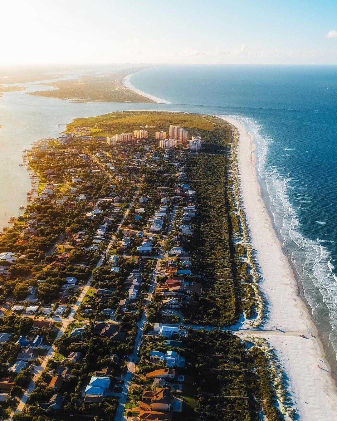 We think New Smyrna Beach is beautiful from all vantage points. Don't you agree?
@eightyfaux