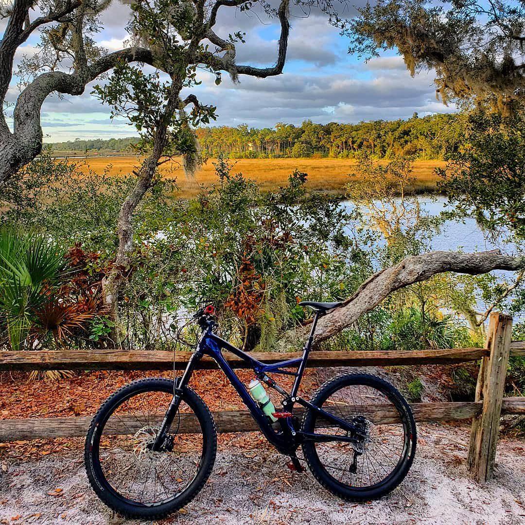 It’s the weekend 🙌 Celebrate by hitting the trails at Doris Leeper Spruce Creek Preserve! (📸: @tallguysurfing) #LoveNSB #LoveFL
