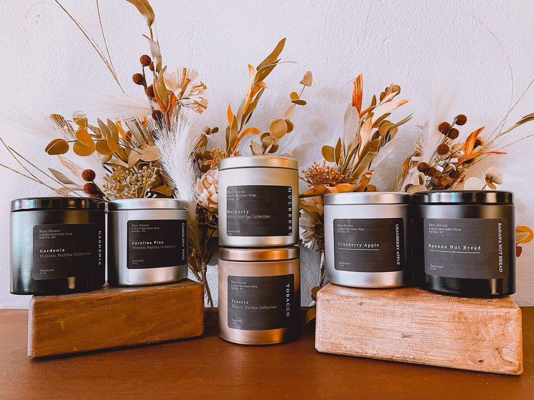 DYK? @basshousehalifax carries a personal Candle Collection called The Historic Halifax Collection 😍 
🕯️ Their collab with @franceefarmsllc features scents of Mulberry, Tobacco, Gardenia, Carolina Pine, Cranberry Apple and Banana Nut Bread 
.
📷: @basshousehalifax
#DiscoverHalifaxNC #VisitNC #ShopSmall #SupportLocal #VisitHalifaxNC