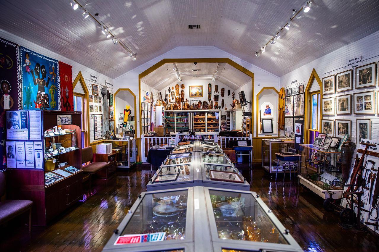 A recent visitor to NSB shares her tips on getting a history fix in NSB with 5 must visit stops where history comes alive.

Visit the link in our bio for the full story.
.
.
#LoveNSB #LoveFL #NSB #NewSmyrnaBeach #NSBLocal #VisitNSB #VisitFlorida #LoveFlorida