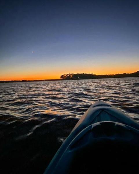 Who's doing a Polar Plunge today in Lake Gaston? A New Years Hike at Medoc Mountain State Park? Eating up some black eyed peas from one of our home-cooking restaurants?
What are your New Years Day traditions? Share them with us in the comments below. ⤵
.
.
📸: @tequilatekayla
#DiscoverHalifaxNC #VisitNC #LoveNC #NorthCarolina #northcarolinaphotography #ExploreNC #halifaxcountync #northcarolinaliving