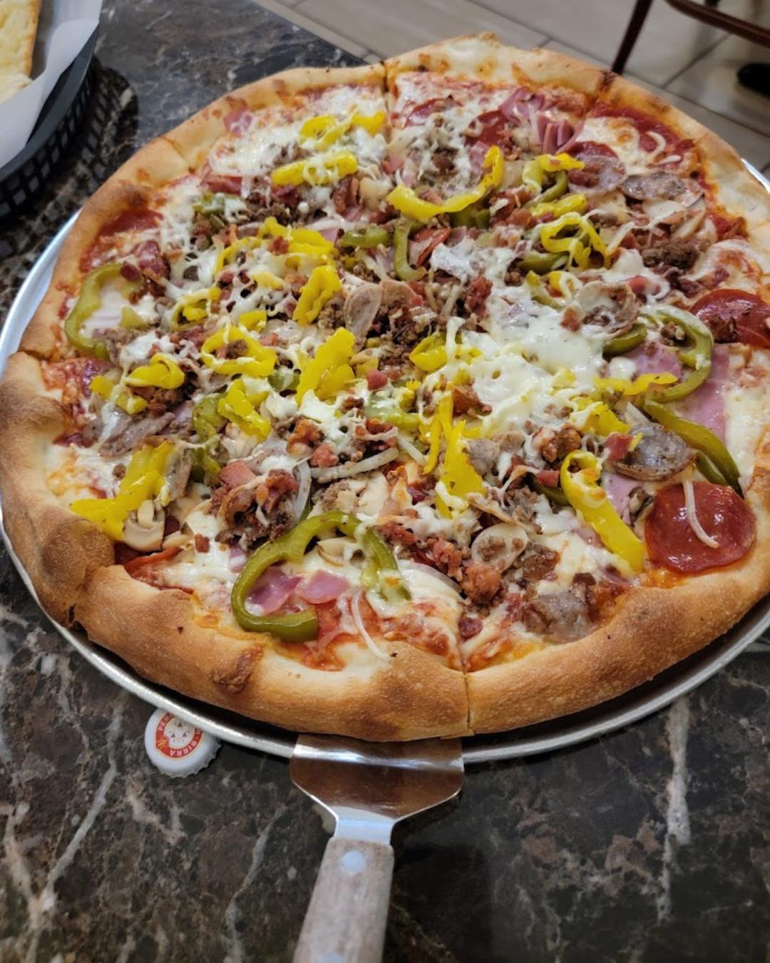 "Amazing! Truly Delicious! Great Quality Food! Awesome Customer Service!" 
- Miguel Crespo's Google Review for Pino’s Pizza & Italian Restaurant in Roanoke Rapids
🍕 Check it out: Link in bio
.
📷 Eric “252REDD” Famer/Google Review
#DiscoverHalifaxNC #VisitNC #VisitHalifaxNC