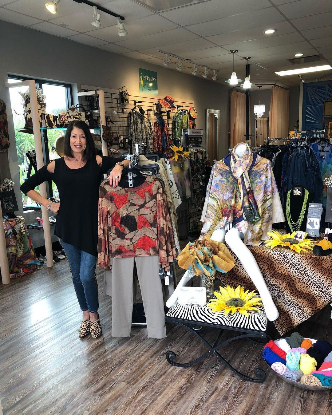 @peppersboutiquensb carries everything from Jeans to Gowns and everything in between! They've created a fun atmosphere with a wonderful staff that gives personal service. Plan a stop 'n' shop: Link in bio.
📷: peppersboutiquensb/Instagram
#LoveNSB #LoveFL