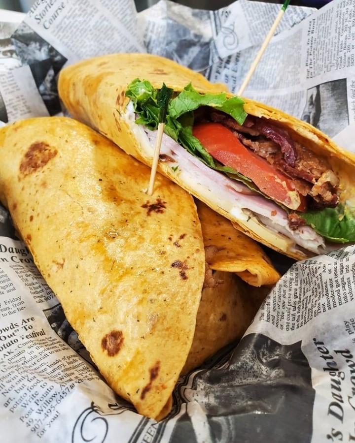 Hungry anyone? The Mill Coffee and Eatery serves bagels, pastries, muffins, soup, basic sandwiches, simple salads, and more delicious options in Roanoke Rapids. 
📸: The Mill Coffee and Eatery Facebook Page
#DiscoverHalifaxNC #VisitNC