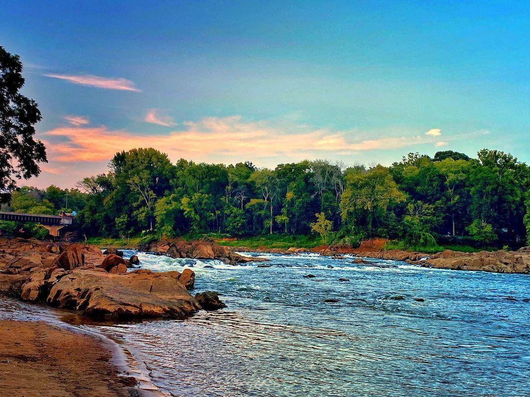 Sundays by the river... 😌 💜 The rushing waters give us the inner peace we need.
📸: @staceylynneconcepts
#DiscoverHalifaxNC #VisitNC