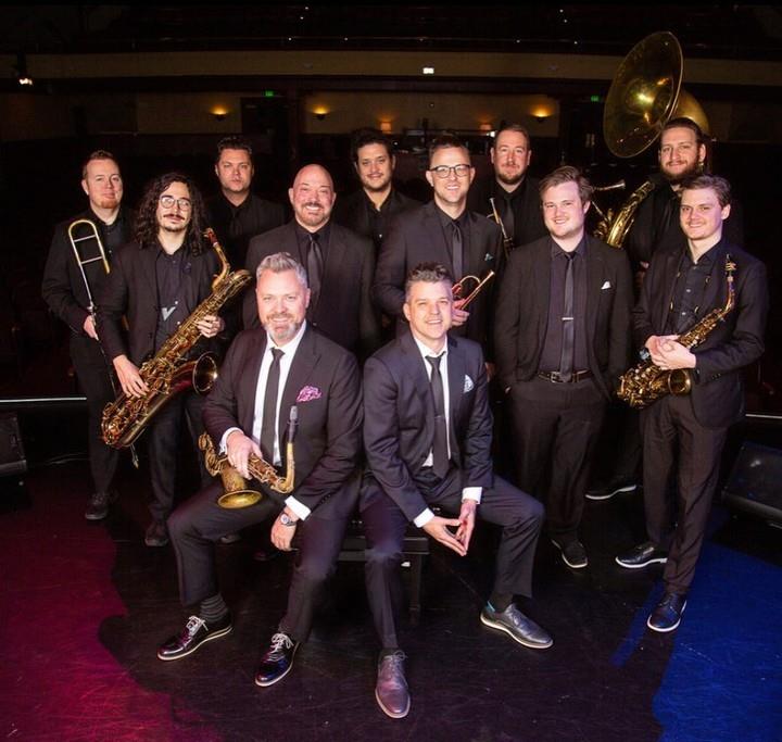 Sept 9: @lakelandcac’s Grand Reopening Gala will feature the @equinoxorchestra and Candice Glover, winner of American Idol Season 12!
🎵 Event info: Link in bio
.
#DiscoverHalifaxNC #VisitNC
📷: The Fabulous Equinox Orchestra/IG