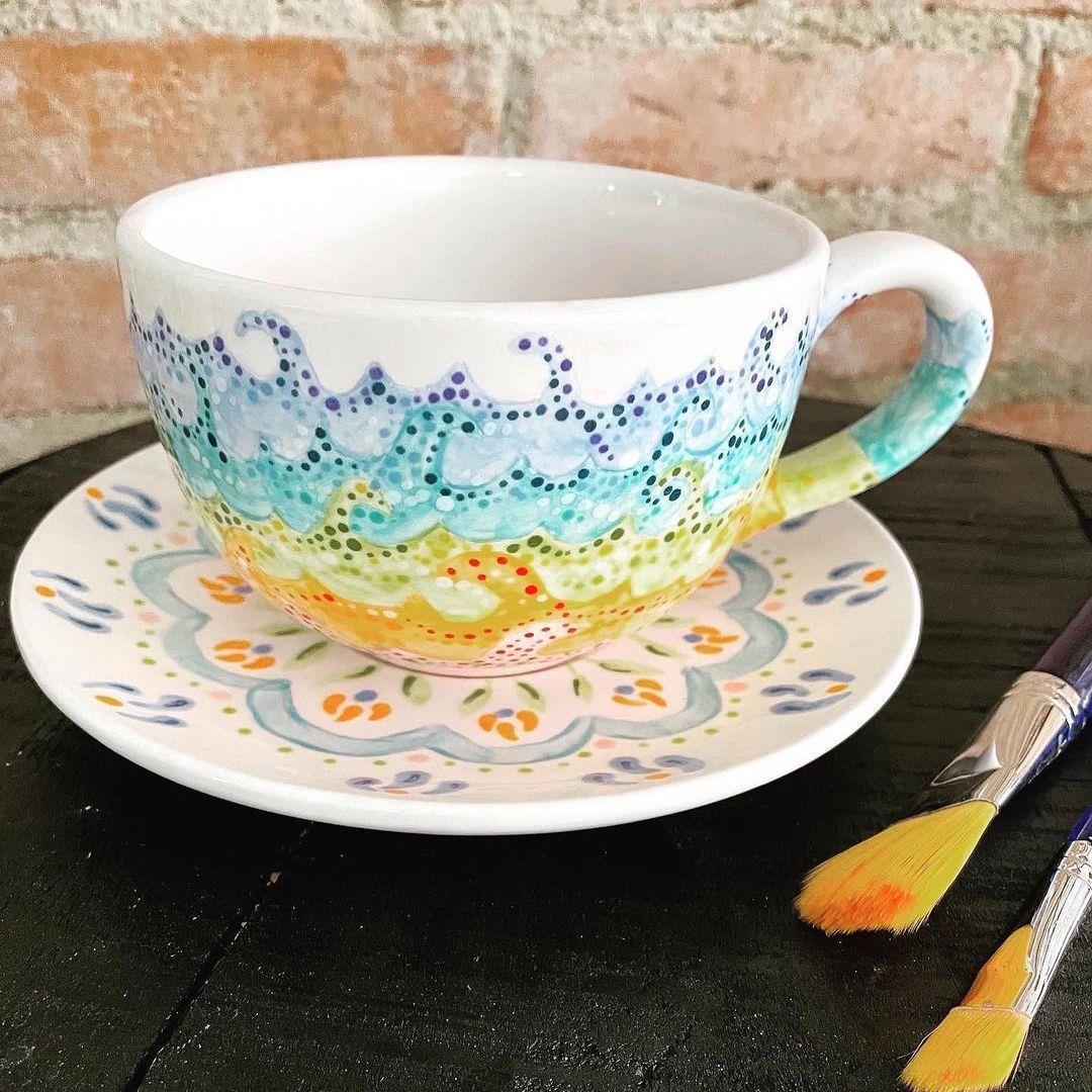 Create your own unique Halifax County souvenir when you "Paint Your Own Pottery" at @halifaxstudios! 
🖌️ 
Walk ins are welcome, Reservations suggested for groups
🖌️ 
Learn more: https://bit.ly/3z2dKkg
.
📷: @halifaxstudios
#DiscoverHalifaxNC #VisitNC