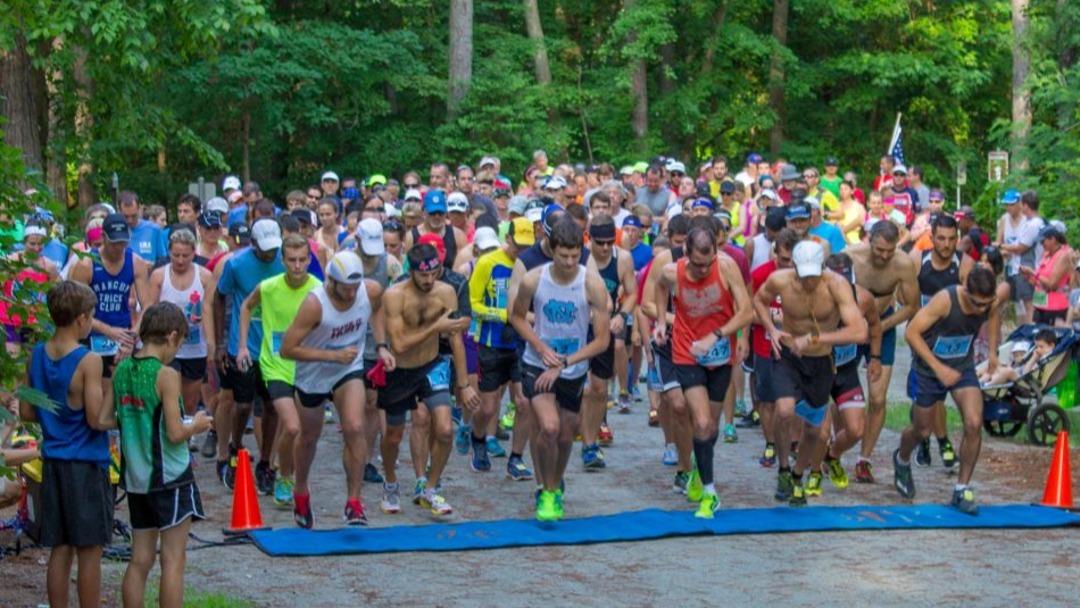 On your marks! 🏃The Roanoke Canal Half Marathon and 5k takes off on October 1
👉 Registration/Route Info: Link in bio
.
#DiscoverHalifaxNC #VisitNC