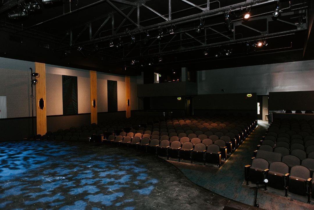 June 9 & 10: @lakelandcac presents an evening of one act plays by Christopher Durang!
🎟️ Get tickets NOW: Link in bio
.
📷 lakelandcac/IG
#DiscoverHalifaxNC #VisitNC #VisitHalifaxNC