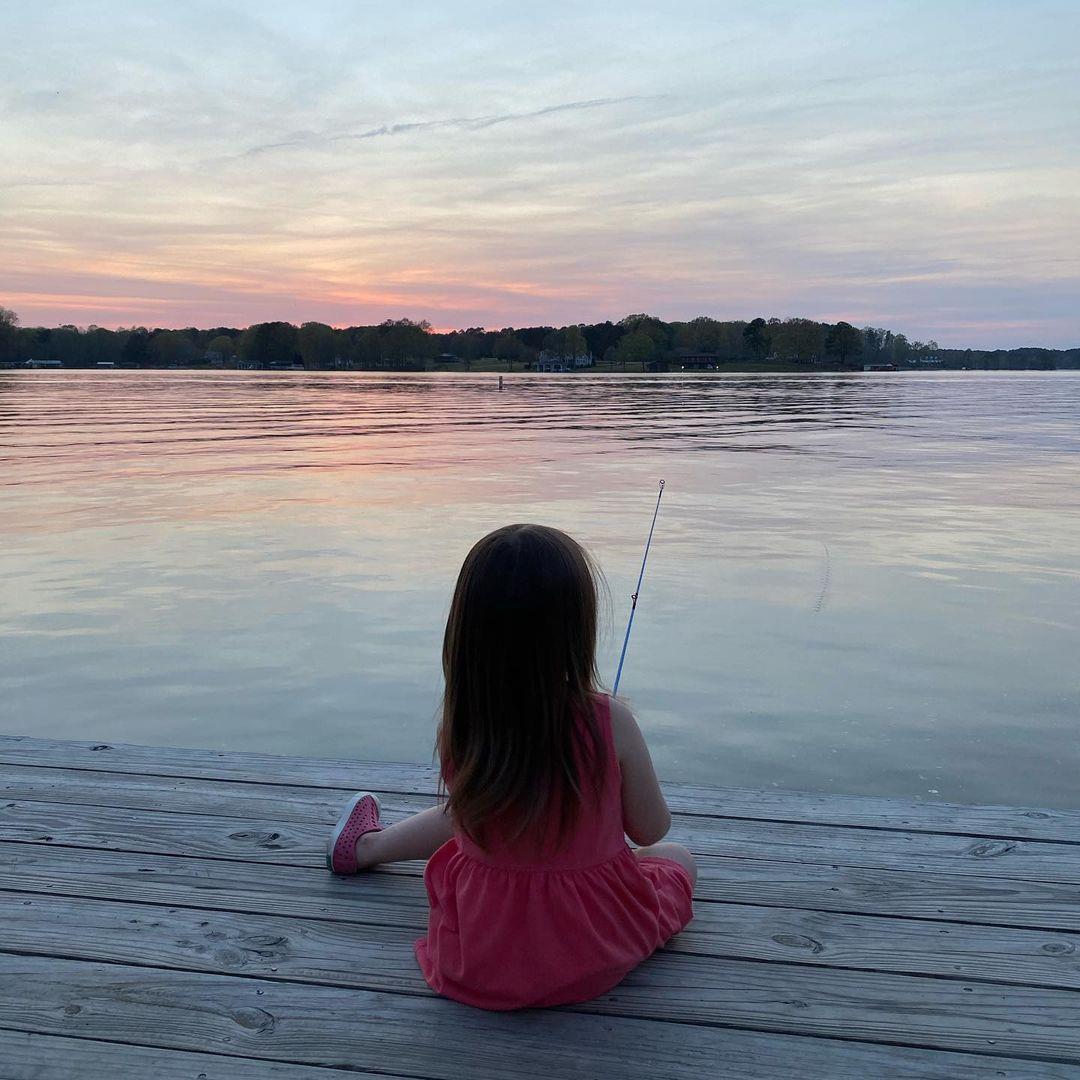 📣 This is not a drill! 
The 2023 Rockfish Harvest Season starts April 14 🎣 
🐟 Find out more: Link in bio
.
📷 travelingonaprayer/IG
#DiscoverHalifaxNC #VisitNC #VisitHalifaxNC #StripedBass #RockFish #FishingSeason