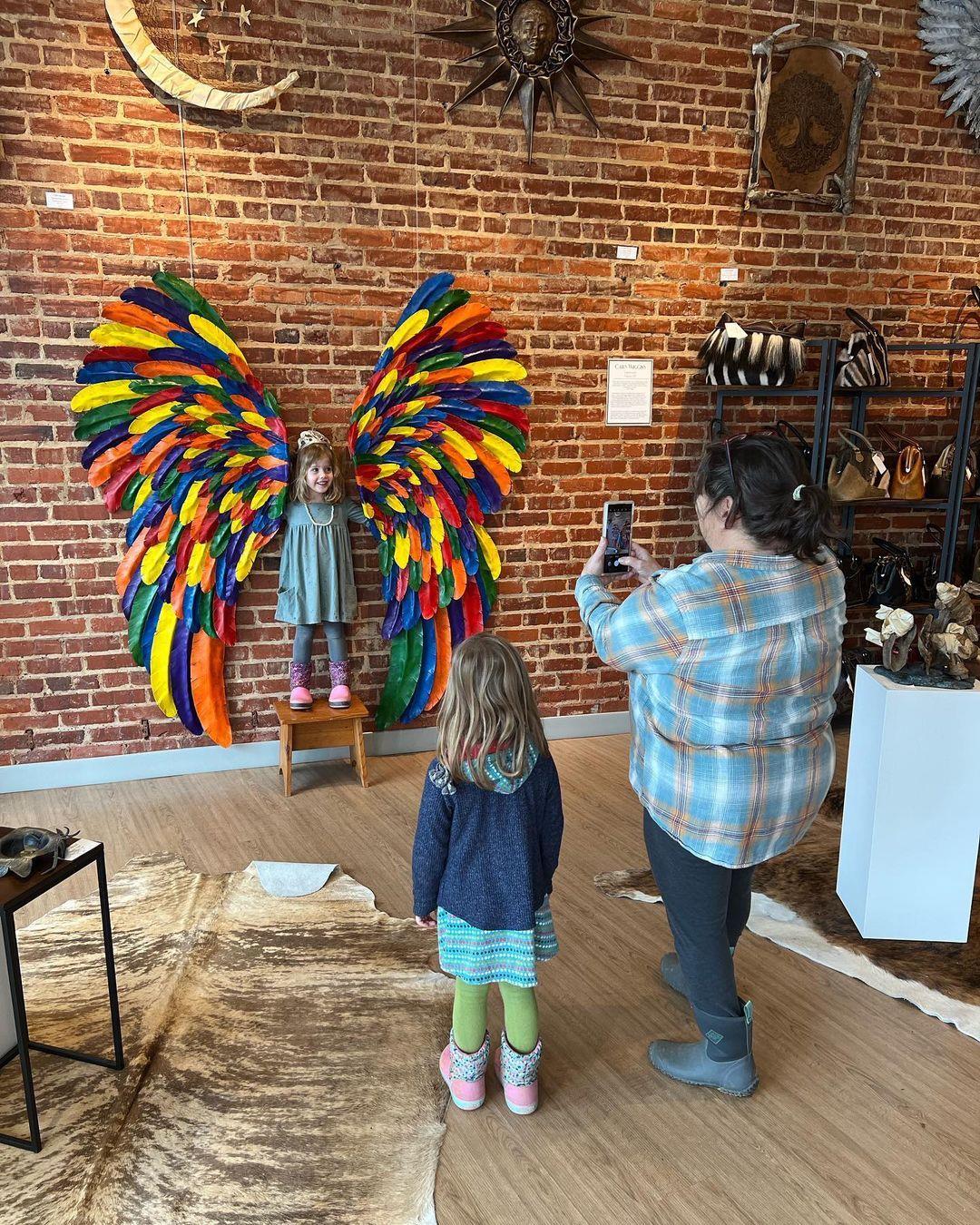 Photo Opp Alert 🚨 Rainbow Wings by @cathywigginsartist is meant to symbolize the magic inside each of us that helps us follow our dreams 🌈 
👉Find it at @franksfinearts in Littleton
.
📷 franksfinearts/IG
#DiscoverHalifaxNC #VisitNC #VisitHalifaxNC