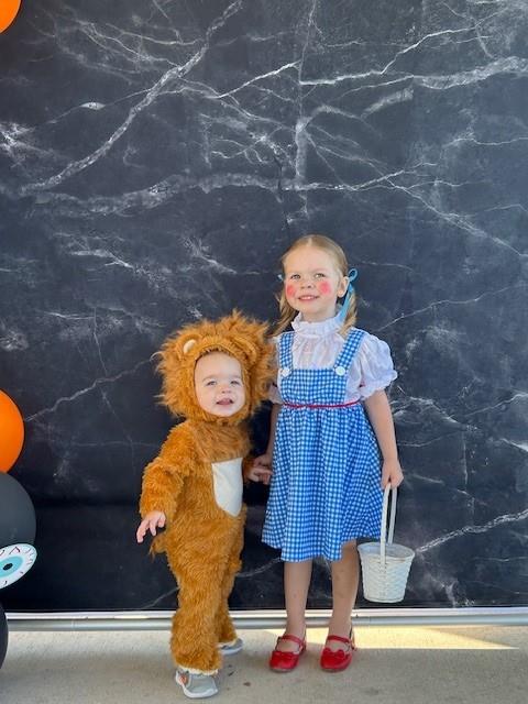 🎃🍂 Mark your calendars for the EDGEfest Fall Festival on Saturday, October 25, 4-8pm at Hawks Park in Edgewater! 🍁 Free admission with a donation of one non-perishable food item per person. 🙌

There’s so much fun in store: 
👻 Costume contest at 6:30pm for infants to 12-year-olds
🚗 Trunk or Treat 
🍔 Food trucks 
🚜 Hayrides 
🎶 Vendors & live music!

Follow link in bio for more info about this fall celebration! 🎉

📷 CityofEdgewater/FB
#LoveNSB #LoveFL #FallFestival