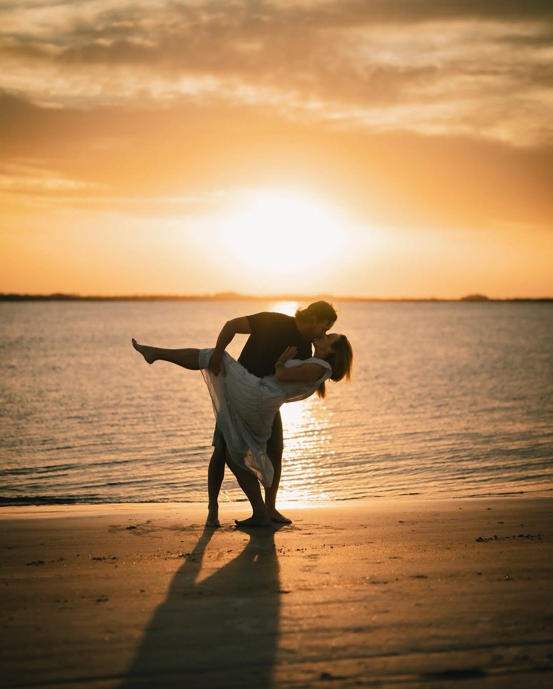 💕 Escape to romance in the NSB Area! From intimate dining and serene garden strolls to spa indulgence and beachside walks, it’s the perfect spot for couples to unwind and connect. Discover your own love story on the Retreat to Romance trail 🌹🌊 Link in our bio.

📷 @kdcollectivesphotography
 #LoveNSB #LoveFL #NSBRomance #CouplesGetaway