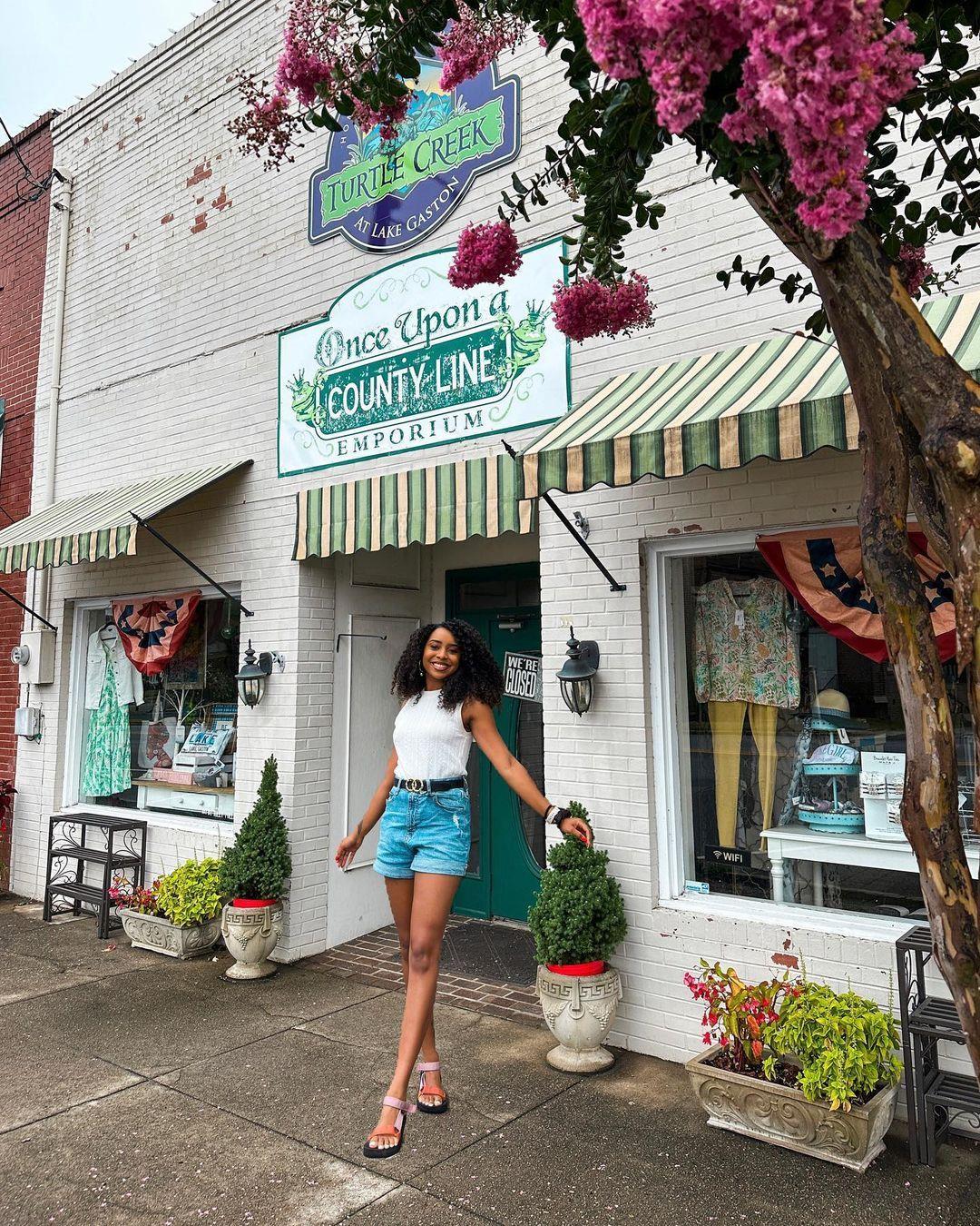 Find exactly what you're looking for at Once Upon a County Line in Littleton 🛍️ 
The eclectic emporium offers a delightful selection of boutique fashions, unique T-shirts, thoughtful gifts, and stunning jewelry. Whether you're shopping for yourself or searching for the perfect present, you're sure to find something special at this charming store.
📍 110 E South Main St, Littleton
.
📷 @marissa.daily
#DiscoverHalifaxNC #VisitNC #VisitHalifaxNC