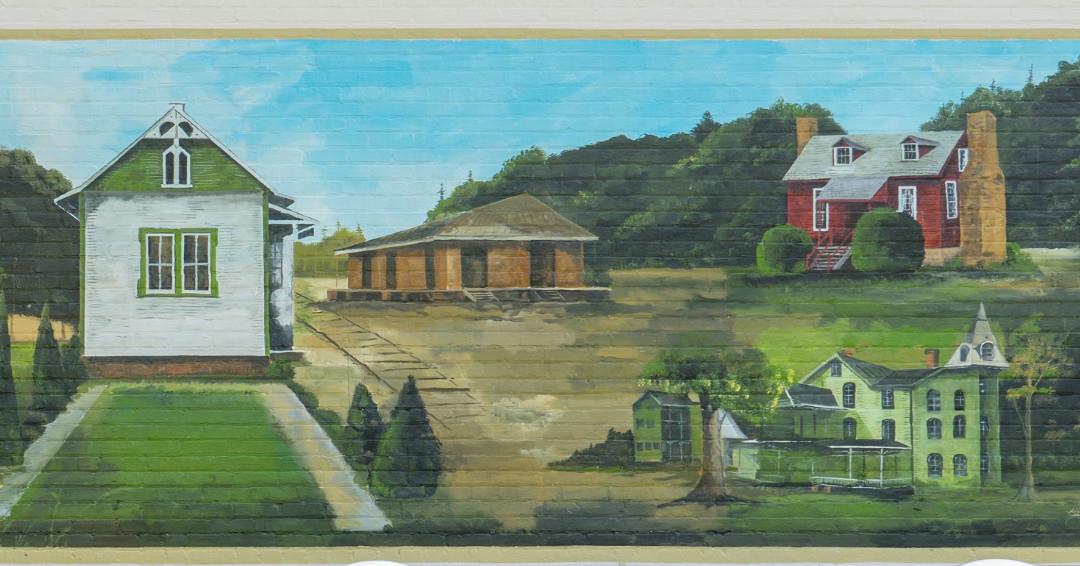 Across Halifax County, you can find the roots of our culture beautifully captured in 10 vibrant murals by local artist Napolean Hill. 
.
Take the self-guided tour: Link in bio
.
#DiscoverHalifaxNC #VisitNC #NapoleanHill