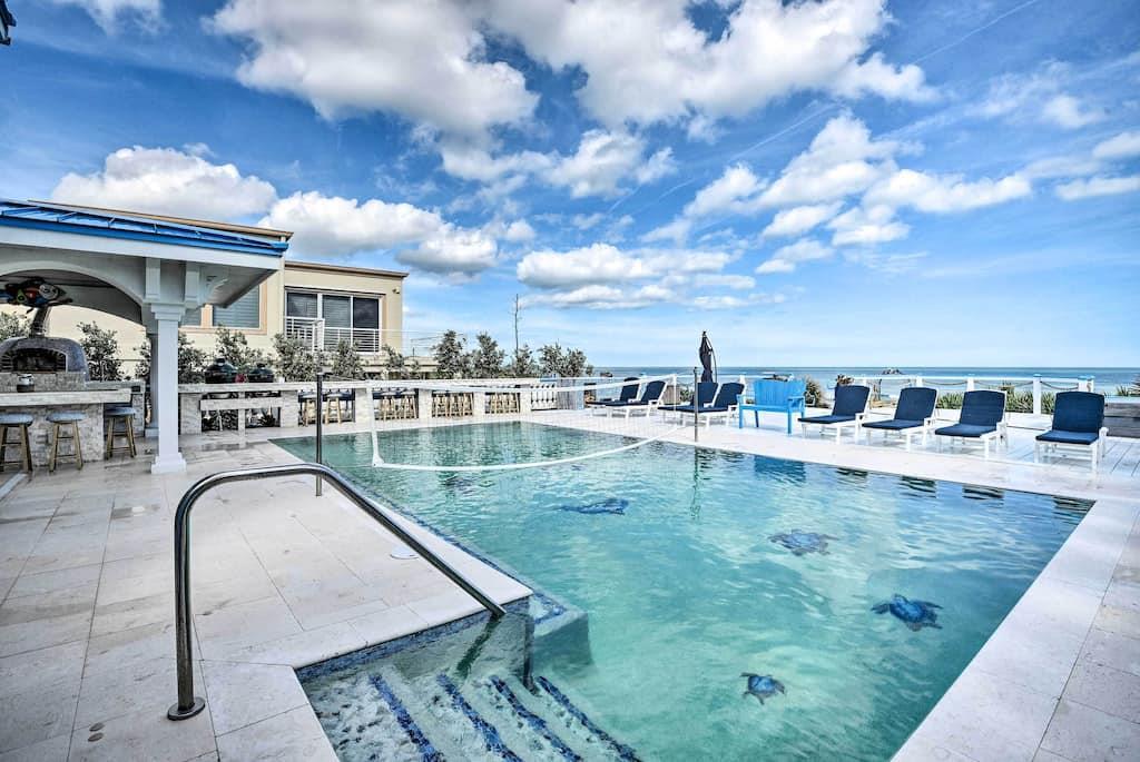 "Worth Tasting elevated my New Smyrna Beach experience from pleasurable to paradise, opening doors to an even more exciting New Smyrna Beach." 
- T. Michele Walker, @central_florida_lifestyle
Follow the link in our bio to learn more about this elevated NSB experience 👀 

📷 Joy By the Sea - NSB/FB
#LoveNSB #LoveFL #FloridaBeaches