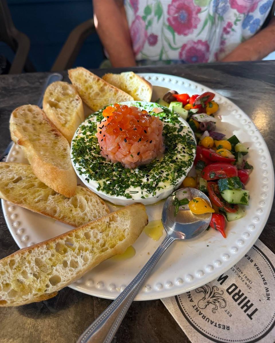 So fresh and so very tasty ✨ you won't find this salmon and goat cheese dish anywhere else!