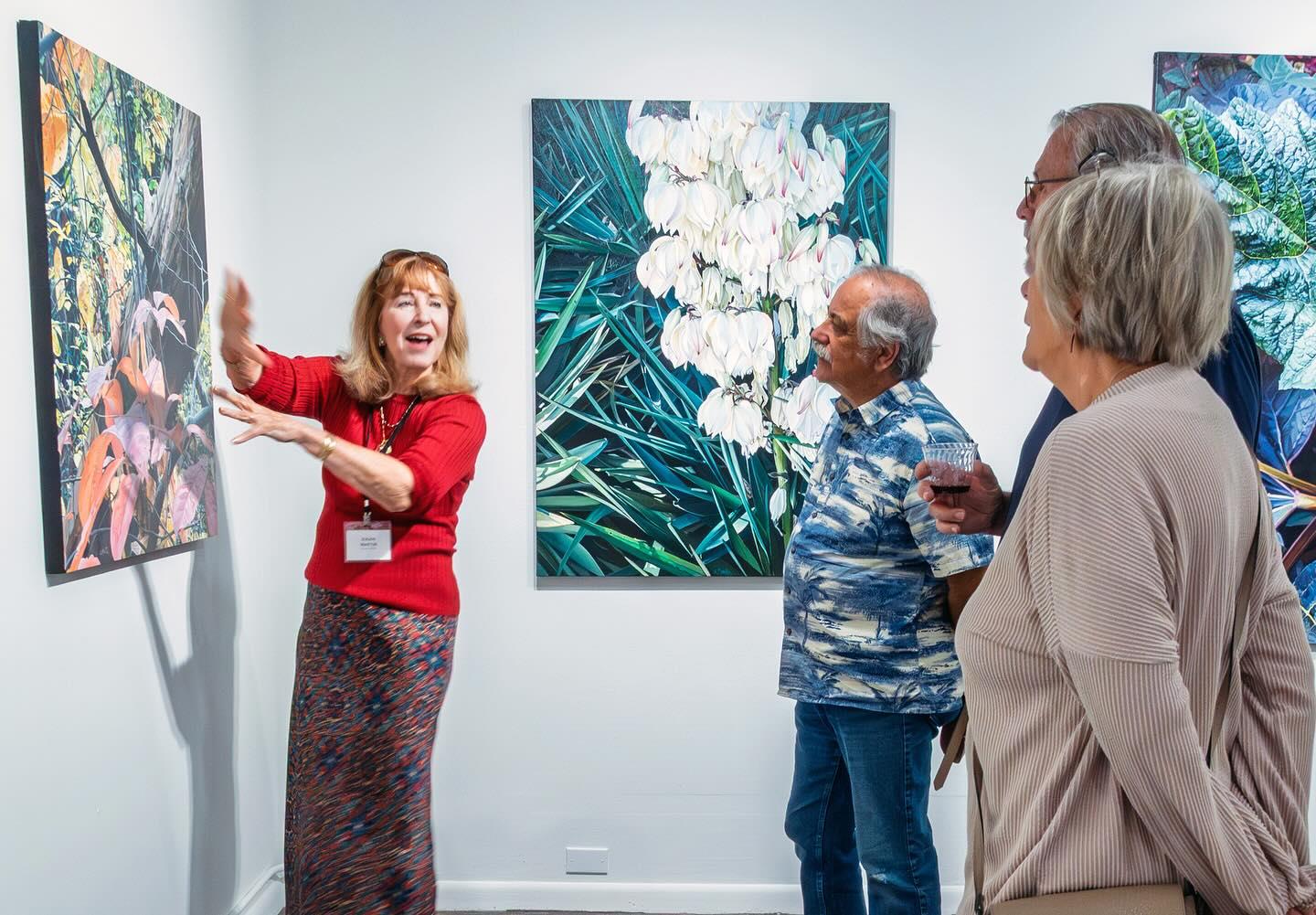 What an evening! Saturday’s opening reception for Chasing Light by Susan Martin was nothing short of magical. This stunning collection captures the intricate beauty of the botanical world with breathtaking precision and resonance.  Want to dive deeper into Susan’s creative process? Don’t miss her artist talk on Friday, November 14, from 11 AM–12 PM—a perfect opportunity to hear firsthand how she brings nature to life in exquisite detail through her painting practice.  #acadowntown atlanticcenterforthearts #chadinglight #photorealismpainting #contemporaryart #galleryopening