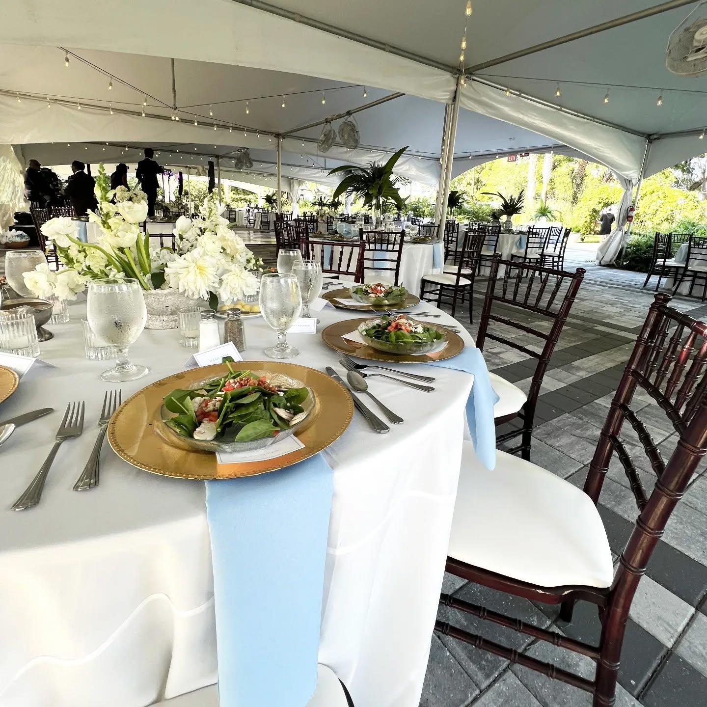 Beautiful wedding victoriaestate1883 last weekend!

#eventprofessional #eventrentals #partyrentals #nsbwedding #tentrental #sestent #chairrental #seschair #chiavari #dancefloorrental #sesdancefloor 

ivyfarmflowers 
rivercitycateringfl1997 
foxgrovefilms 
peytonpeckphotography