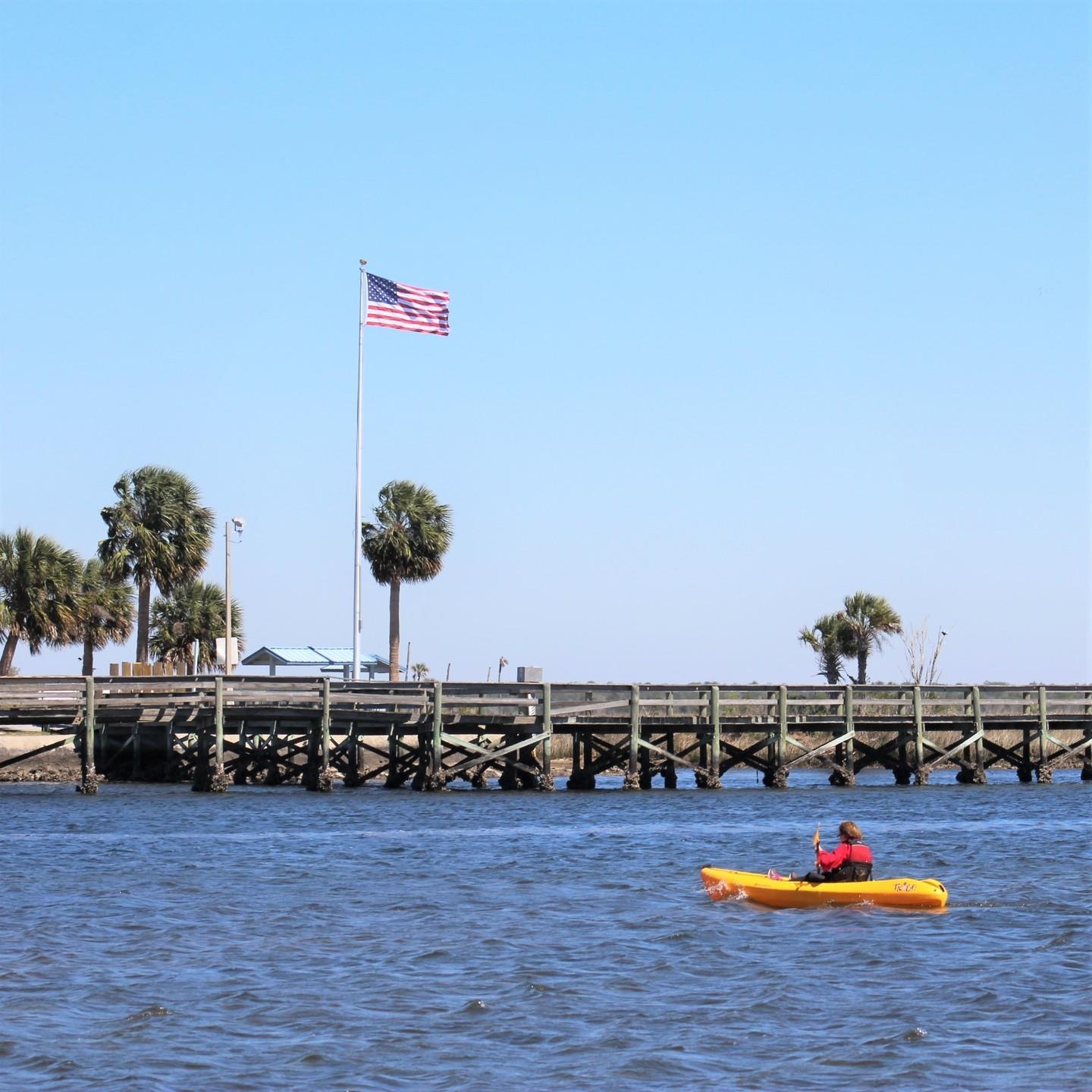 This Memorial Day we give our thanks to all who served and sacrificed for our freedom. 🇺🇸⁠
⁠
Happy #MemorialDay!⁠
⁠
📍: Bayport Park Fishing Pier⁠
⁠
#Weekiwachee #HernandoBeach #loveflorida #floridaliving