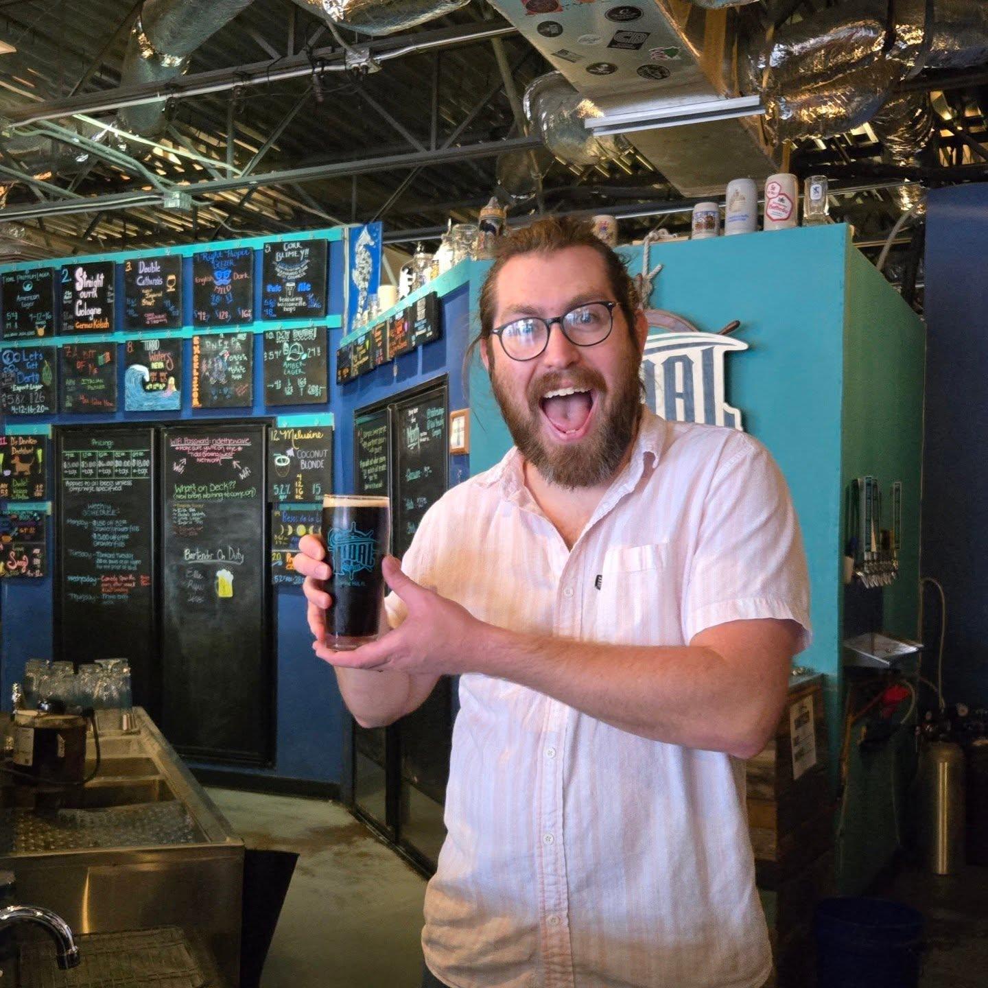 Need some beer recs? Try out some of our staff favorites for the cold weather this afternoon 😉
.
James is drinking the Dark Mild, Right Proper Geezer. He loves that the roasty flavor puts him in a cozy mood. It’s also an easy drinker at 4.8% - great for spending lots of time hanging out with friends inside playing games or outside at a bonfire. 
.
Elle is drinking the Mexican Dark Lager, Besos de la Luna. She says it adds a bit of sweetness into the ‘frozen tundra’ that is our weather and loves the hint of toasty-ness. It reminds her of bonfires & warm drinks. 
.
Ryan is enjoying the Russian Imperial, Double Catharsis. The roasted malts make him feel toasty inside.
.
Spice Corner is onsite from 12-6 pm today. Warm up with some of their signature spice 🔥 in your curry. NFL games on the projector all afternoon. Prosit!