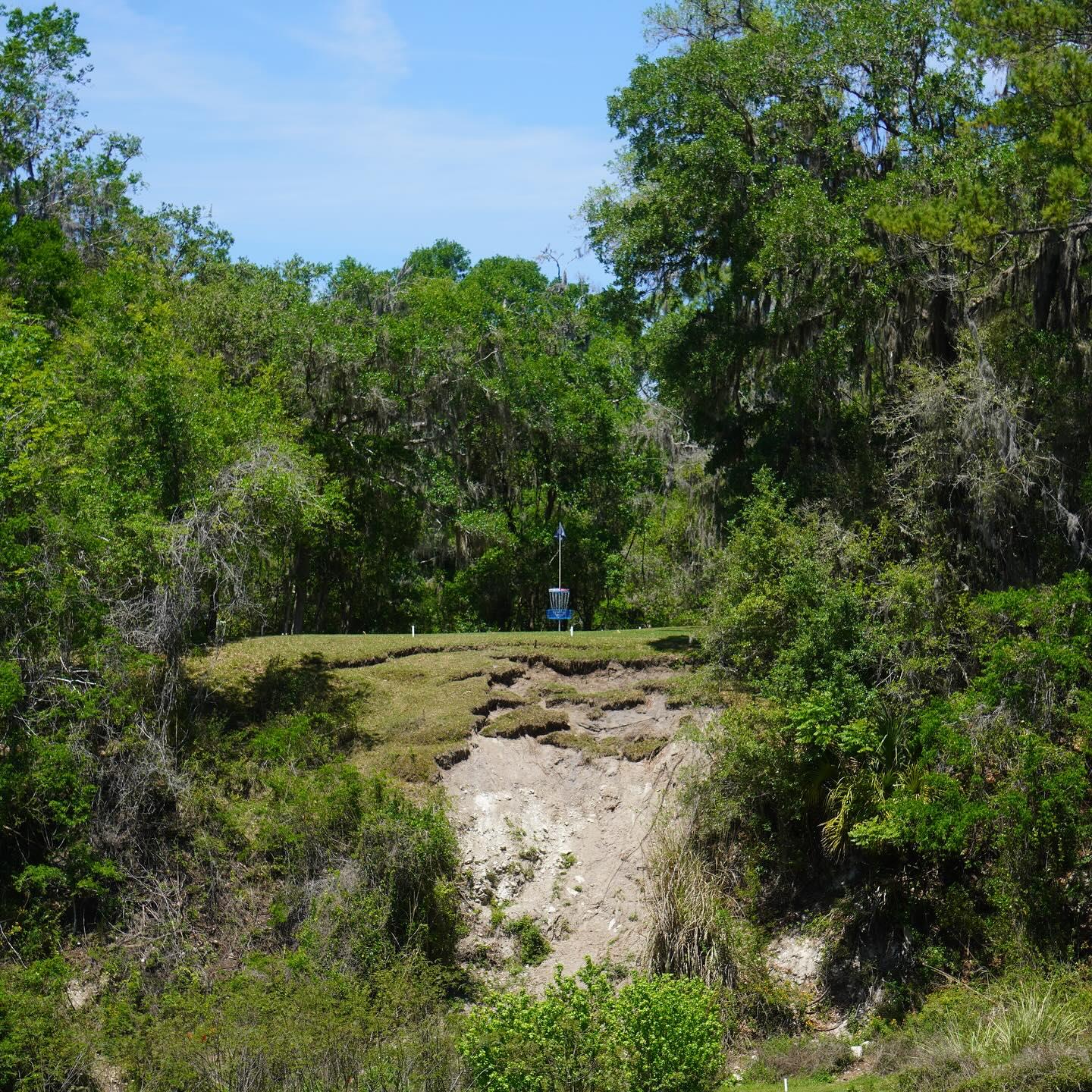 Olympus is beautiful. 

📸: bryton.conner 

#olympus #olympusdgc #discgolf #frisbeegolf