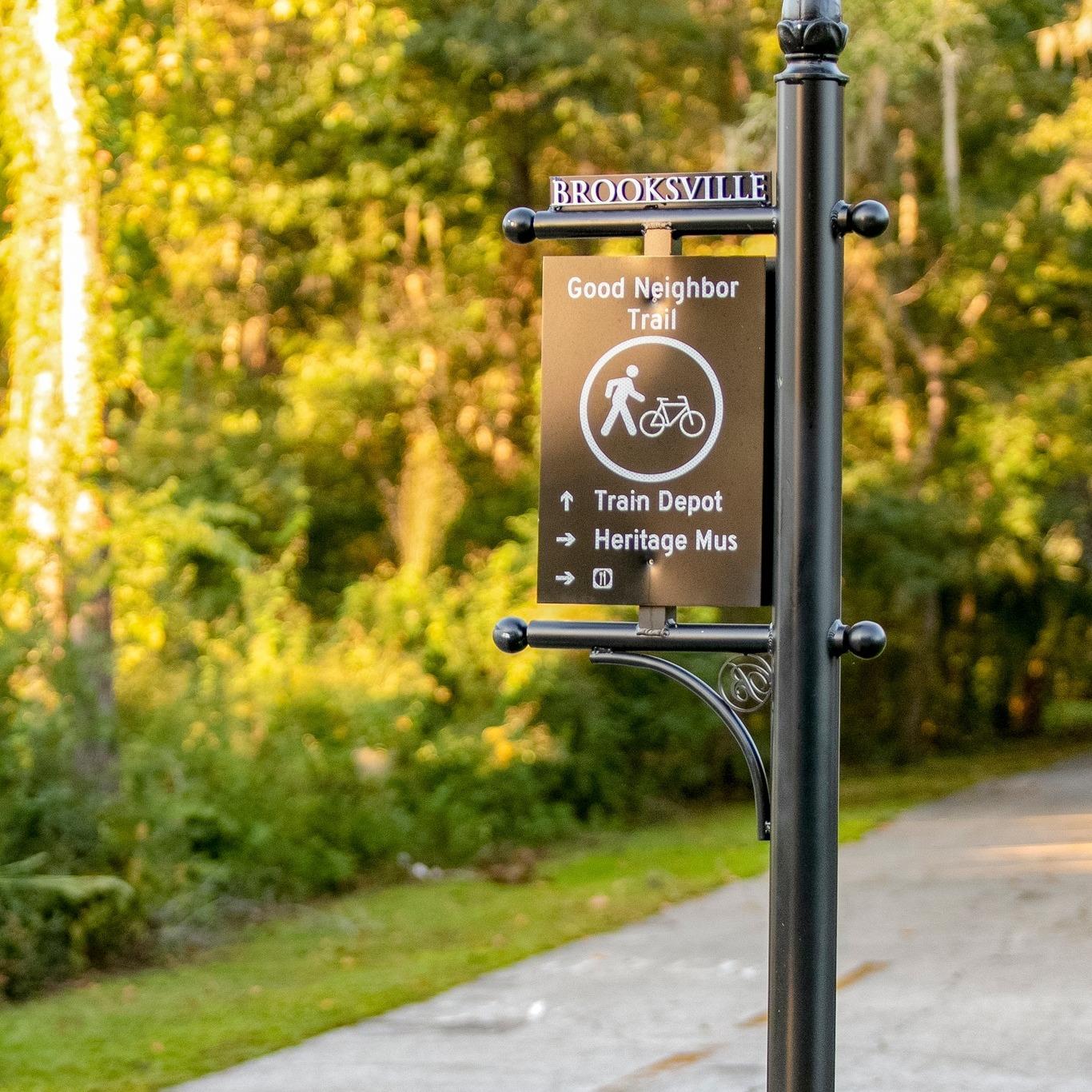 Connecting the Withlacoochee State Trail to Brooksville, the Good Neighbor Trail runs ten miles through sun-dappled and lush, shaded serene countryside.

Just minutes from the Russell Street Park Trailhead, you'll find charming cafes, quaint shops, and plenty of front porch charm in this historic downtown.

More info: bit.ly/3KDvjeO
.
.
.
#FLAdventureCoast #HernandoCounty #brooksvilleflorida #springhill #bikeride #pavedtrail #bikeflorida #goodneighbortrail #floridatravel
