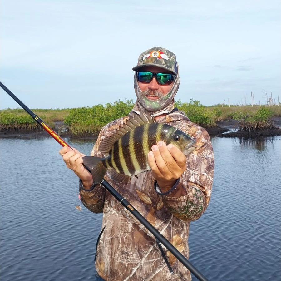 Up coming available fishing dates for the end of January.  22,23,24,26. If you want to get in on the fun go to www.lightlinesgoodtimes.com for information and booking and "Let The Good Times Reel" 🎣