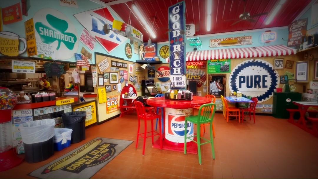 It's #NationalHotDogDay! 🌭 Since 1960, Coney Island Drive Inn has been a Brooksville staple, serving up iconic footlongs and classic American fare.

As legend has it, even the King, Elvis Presley, dined on a famous hot dog at Coney Island Drive-Inn during filming of “Follow That Dream” nearby in 1961!

#FLAdventureCoast #Brooksville #Florida #floridatravellife #floridaliving #floridaeats #smalltownflorida #HernandoCounty #floridaexplored #loveFL