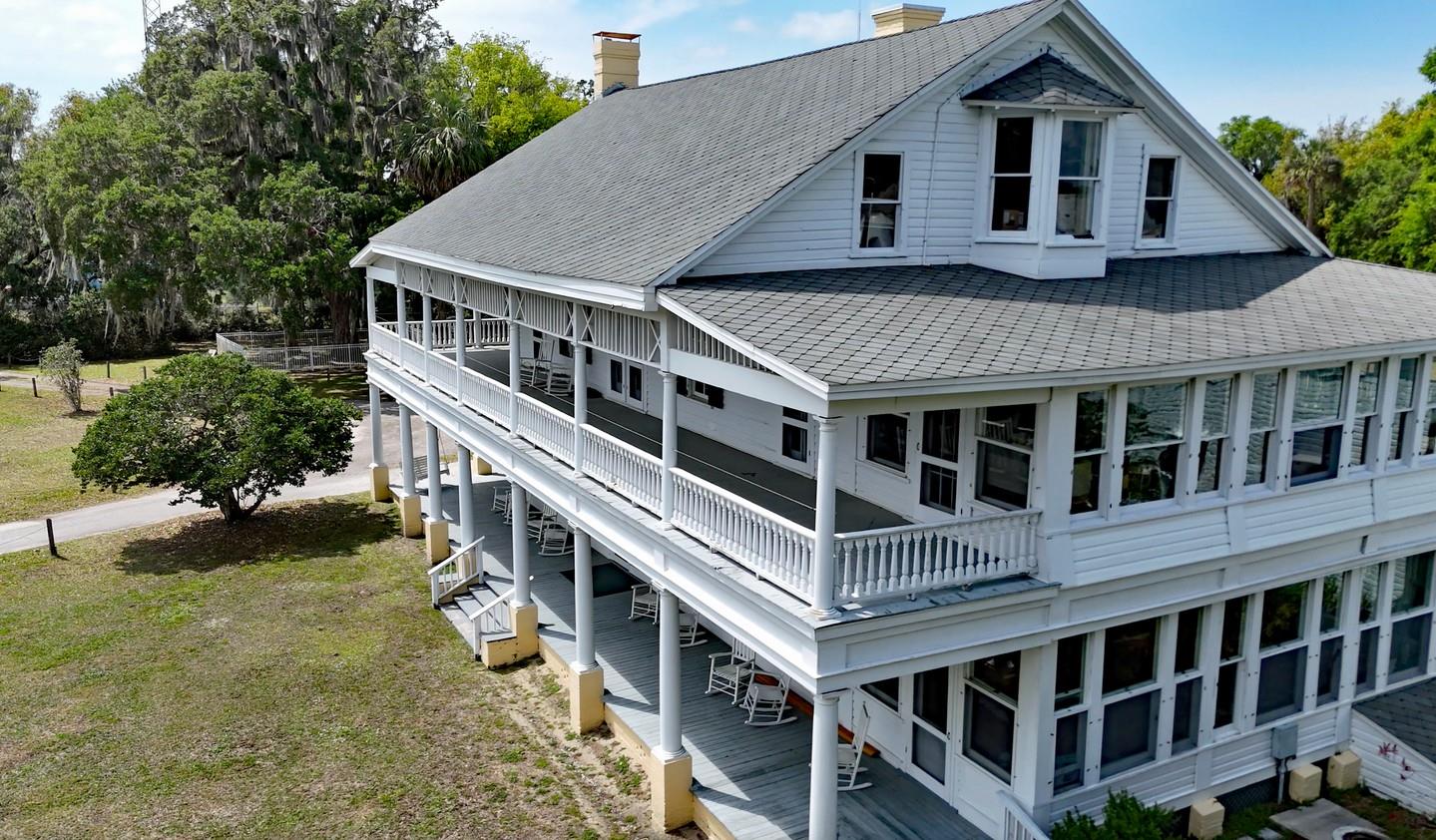 Discover the fascinating history and hidden gems of Florida's Adventure Coast! 

From charming museums to fascinating historic sites, these local spots offer a unique glimpse of old Florida - Check out the link in bio for our list. 🔗✨ 

#FLAdventureCoast #Brooksville #OldFlorida #FloridaTravel #LoveFL