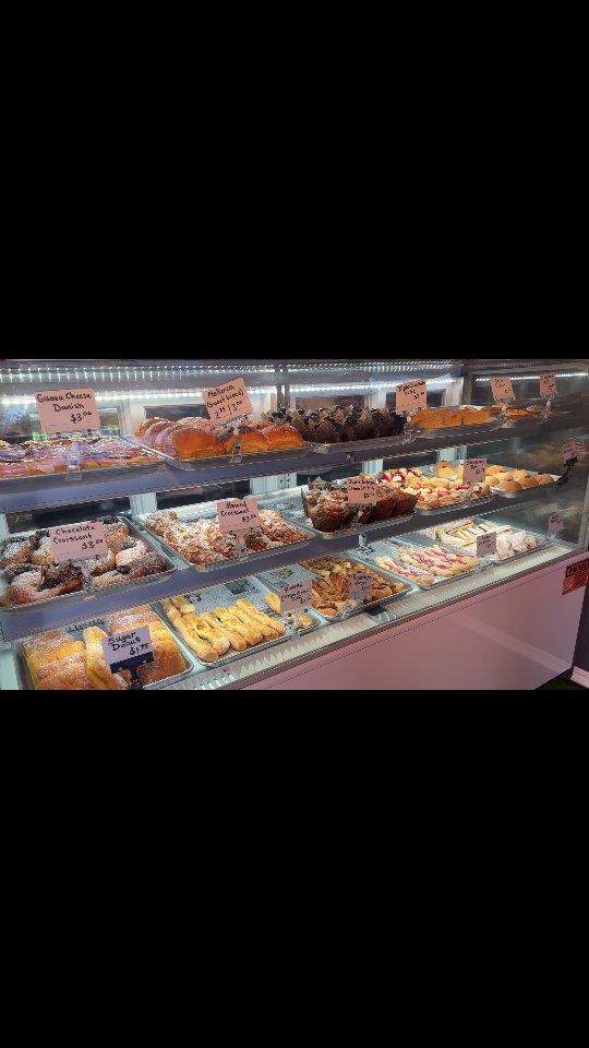 Step into the world of delicious sweet treats at 787 HOUSE of SUGAR! 🍩🧁

Known for its vibrant flavors and unique sugary creations, this gem offers Puerto Rican artisanal pastries, breakfast and desserts made fresh daily.

📍 Located at 2113 Mariner Blvd, Spring Hill, FL
Visit https://787houseofsugars.com/

#florida #fladventurecoast #springhill #houseofsugar #cafe #puertorican #floridaexplored #tampabayarea #tampabay #floridatravel